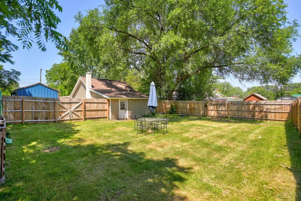 1177 S Poseyville Road Midland Charter Township, MI 48640