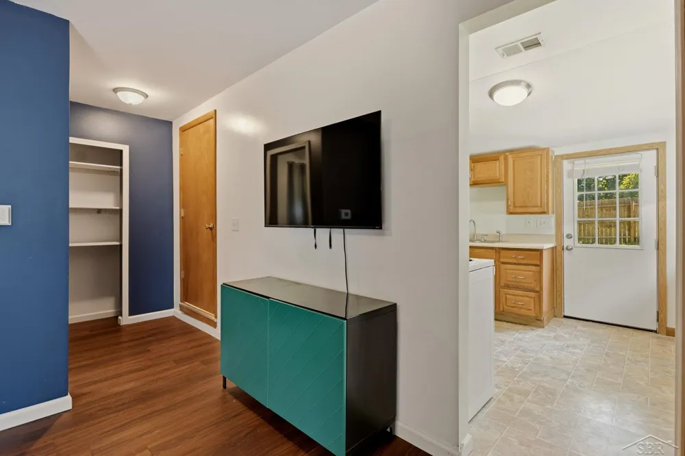1177 S Poseyville Road Midland Charter Township, MI 48640
