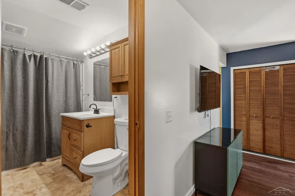 1177 S Poseyville Road Midland Charter Township, MI 48640