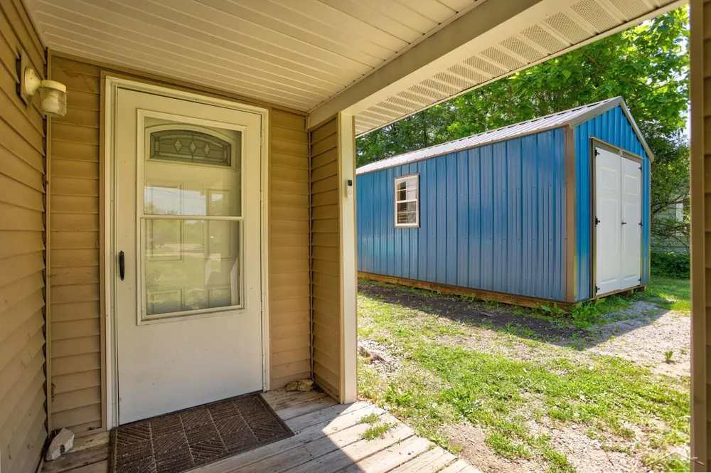 1177 S Poseyville Road Midland Charter Township, MI 48640
