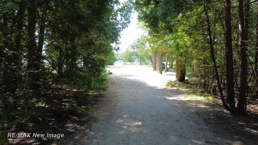 7190 Dark Lake Drive Clarkston City, MI 48346