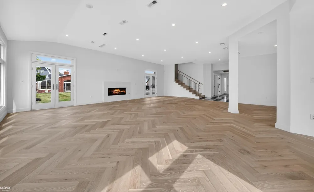 32824 River Road Harrison Charter Township, MI 48045