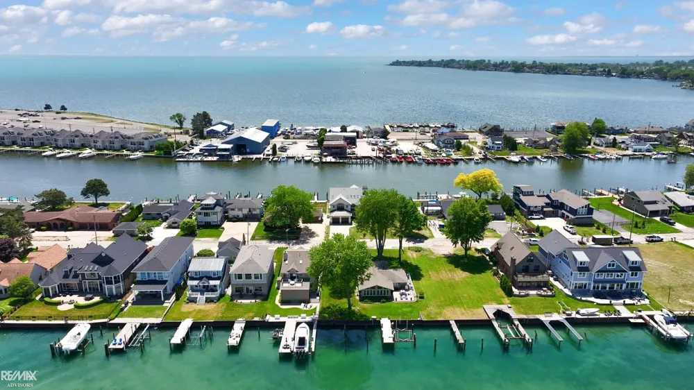 32824 River Road Harrison Charter Township, MI 48045
