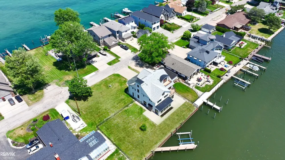 32824 River Road Harrison Charter Township, MI 48045