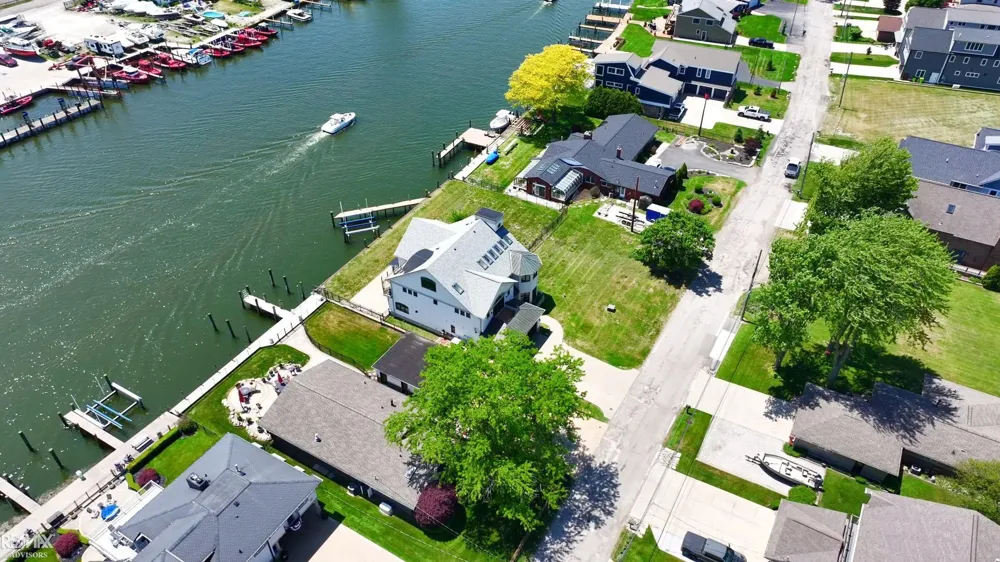 32824 River Road Harrison Charter Township, MI 48045