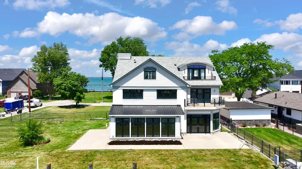 32824 River Road Harrison Charter Township, MI 48045
