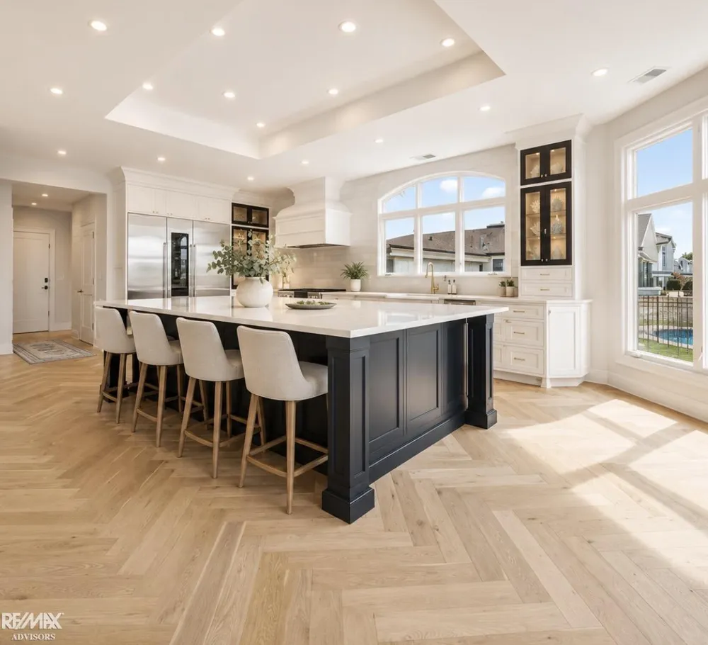 32824 River Road Harrison Charter Township, MI 48045