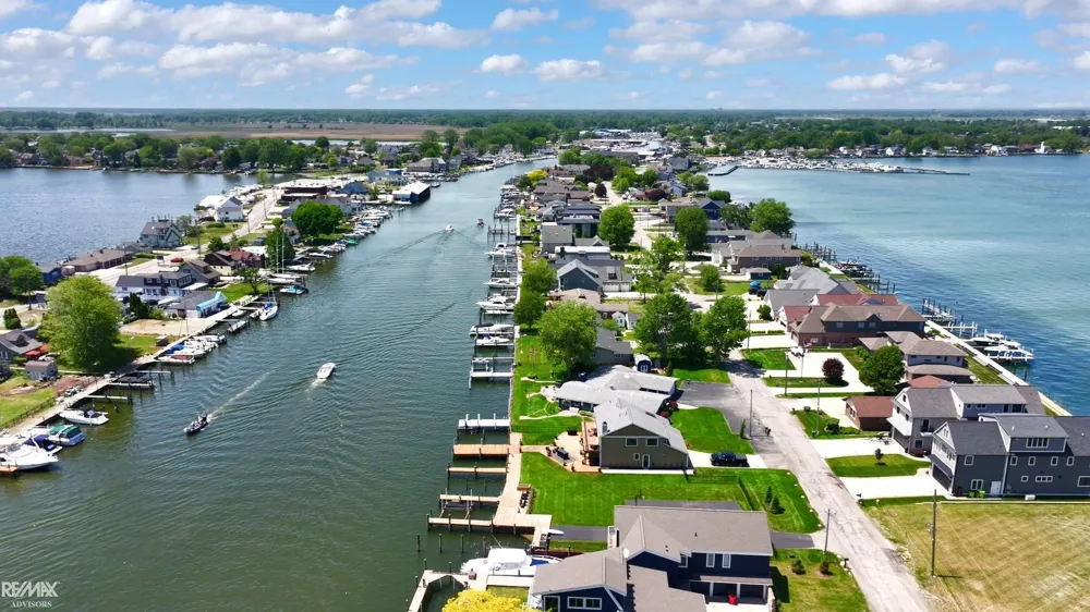 32824 River Road Harrison Charter Township, MI 48045