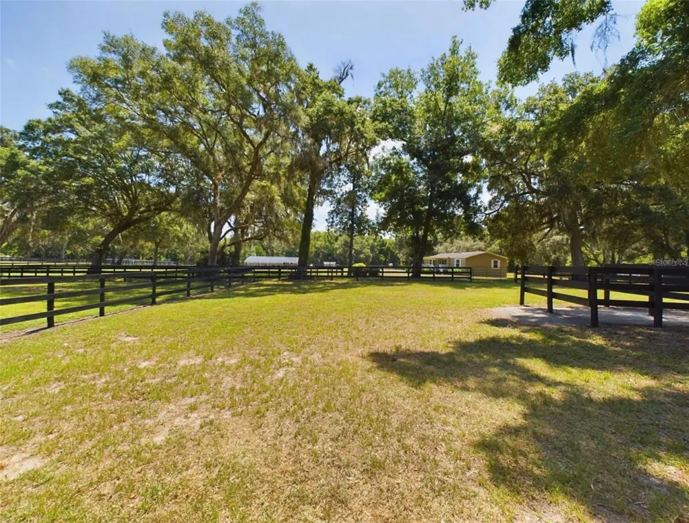 12250 NW 7TH PLACE ocala, FL 34482
