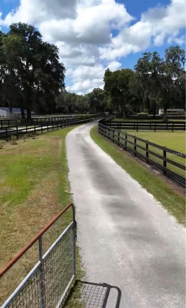 12250 NW 7TH PLACE ocala, FL 34482