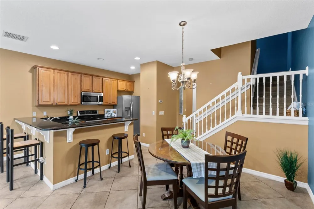 5128 CYPRESS BRANCH POINT Oviedo, FL 32765