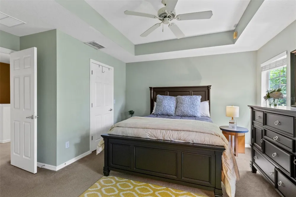 5128 CYPRESS BRANCH POINT Oviedo, FL 32765