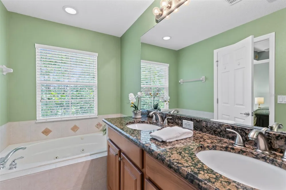5128 CYPRESS BRANCH POINT Oviedo, FL 32765