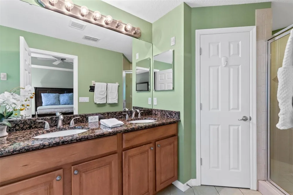 5128 CYPRESS BRANCH POINT Oviedo, FL 32765