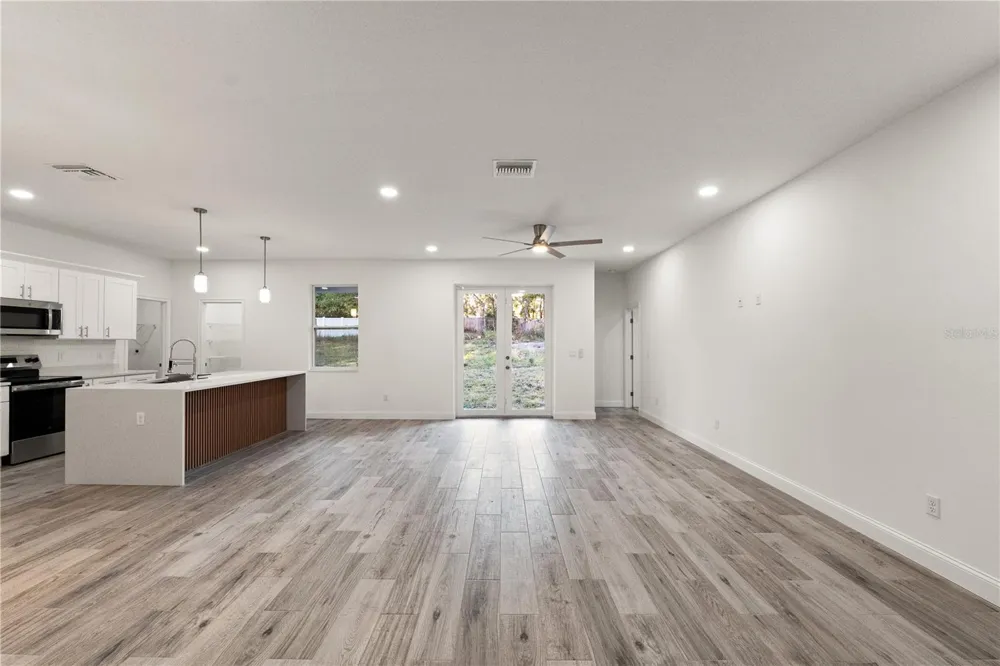 5352 LOWELL AVENUE Spring Hill, FL 34609