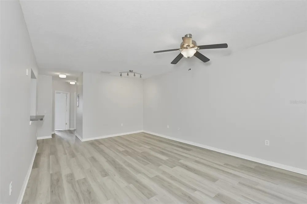 6437 CYPRESSDALE DRIVE #201 Riverview, FL 33578