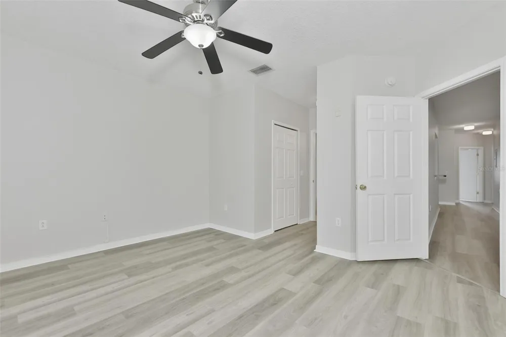 6437 CYPRESSDALE DRIVE #201 Riverview, FL 33578