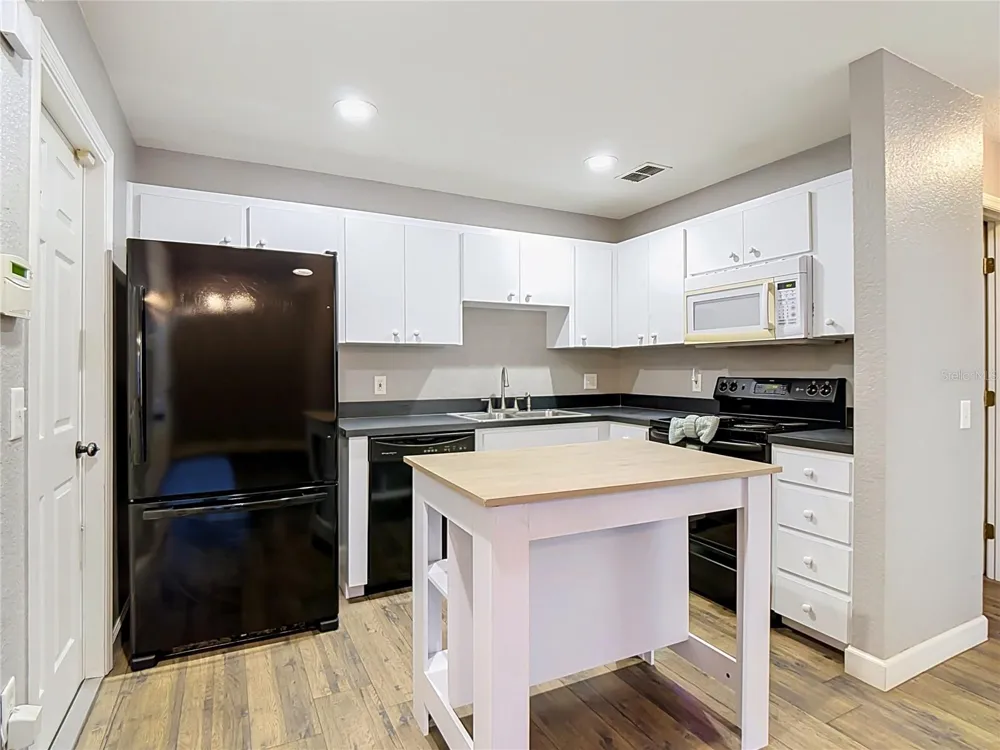 1436 SHIRLEY DRIVE Lakeland, FL 33810