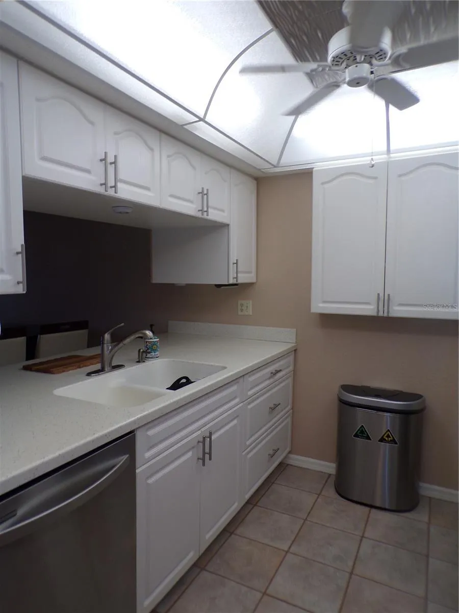 4016 OAKVIEW DRIVE #J8 Punta Gorda, FL 33980