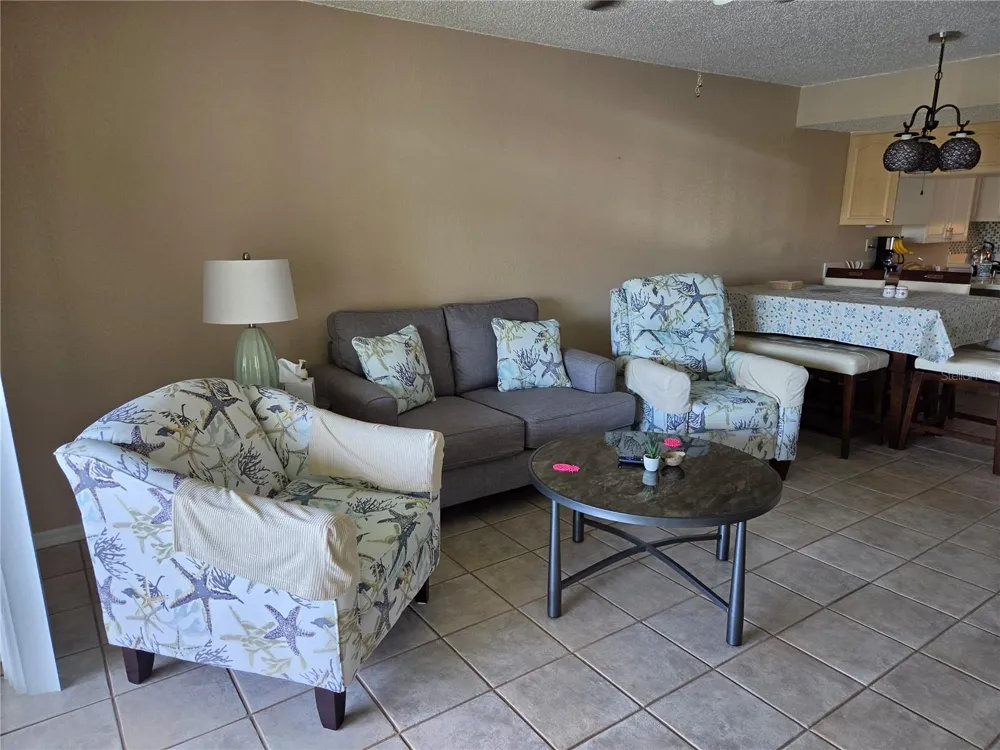 4016 OAKVIEW DRIVE #J8 Punta Gorda, FL 33980
