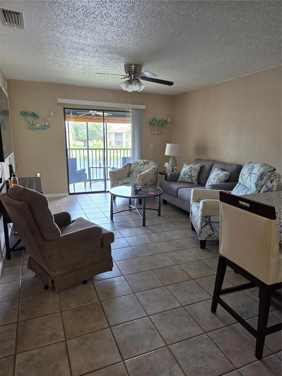 4016 OAKVIEW DRIVE #J8 Punta Gorda, FL 33980