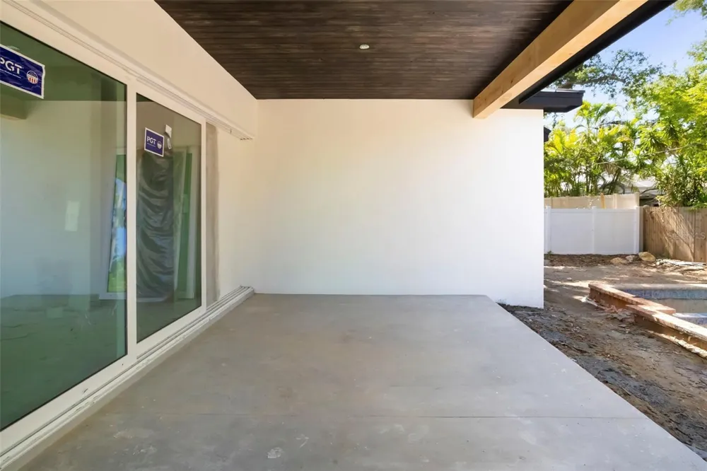 2114 FLOYD STREET Sarasota, FL 34239