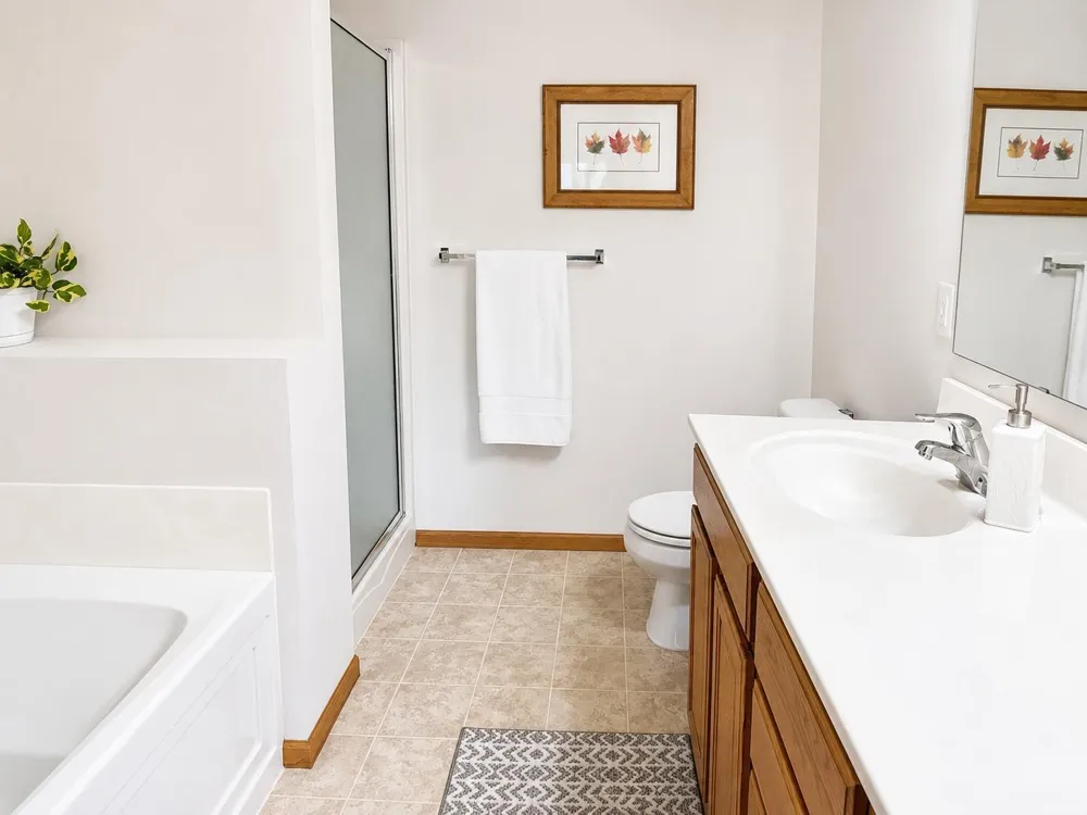 1246 Vernon Drive Carver, MN 55315