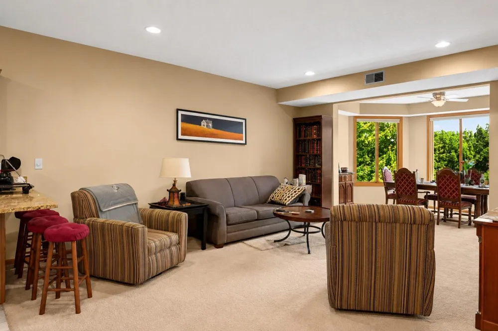 5985 Rowland Road #302 Minnetonka, MN 55343
