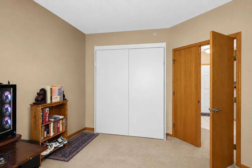 5985 Rowland Road #302 Minnetonka, MN 55343