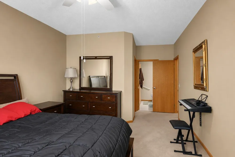 5985 Rowland Road #302 Minnetonka, MN 55343