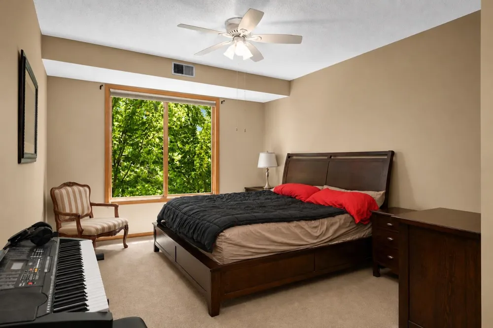 5985 Rowland Road #302 Minnetonka, MN 55343