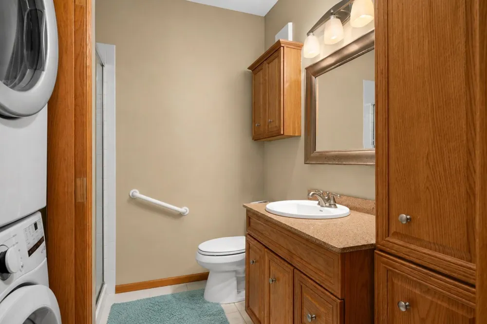 5985 Rowland Road #302 Minnetonka, MN 55343