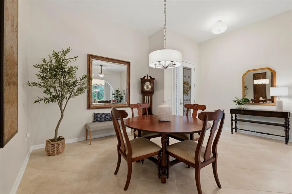 14828 MAN O WAR DRIVE Odessa, FL 33556