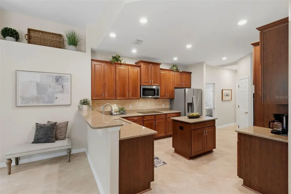14828 MAN O WAR DRIVE Odessa, FL 33556