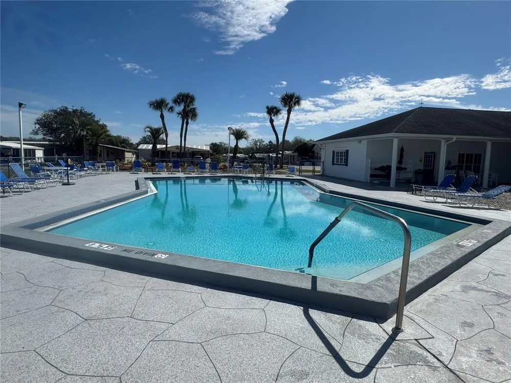 4842 BOBBY AVENUE #Lot 198 Zephyrhills, FL 33541
