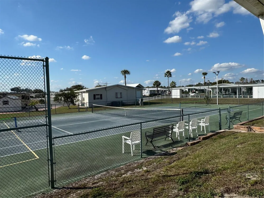 4842 BOBBY AVENUE #Lot 198 Zephyrhills, FL 33541