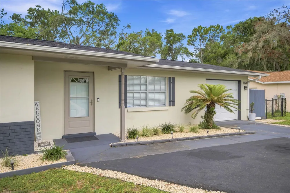 221 E INVERNESS BOULEVARD Inverness, FL 34452