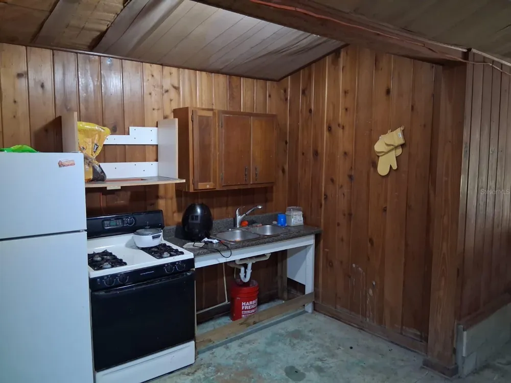 5741 NW 191ST PLACE Reddick, FL 32686