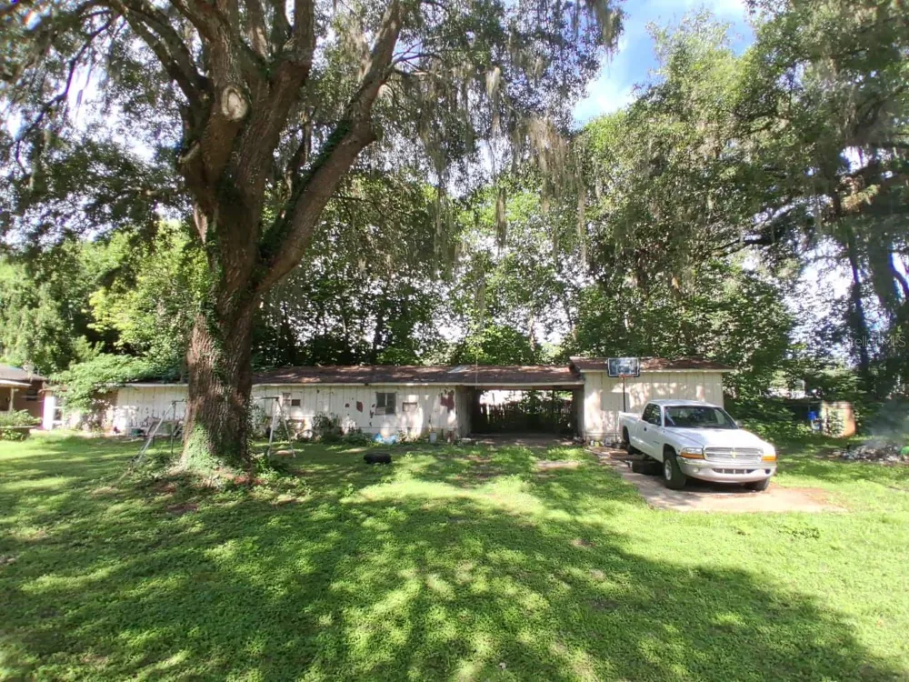 5741 NW 191ST PLACE Reddick, FL 32686