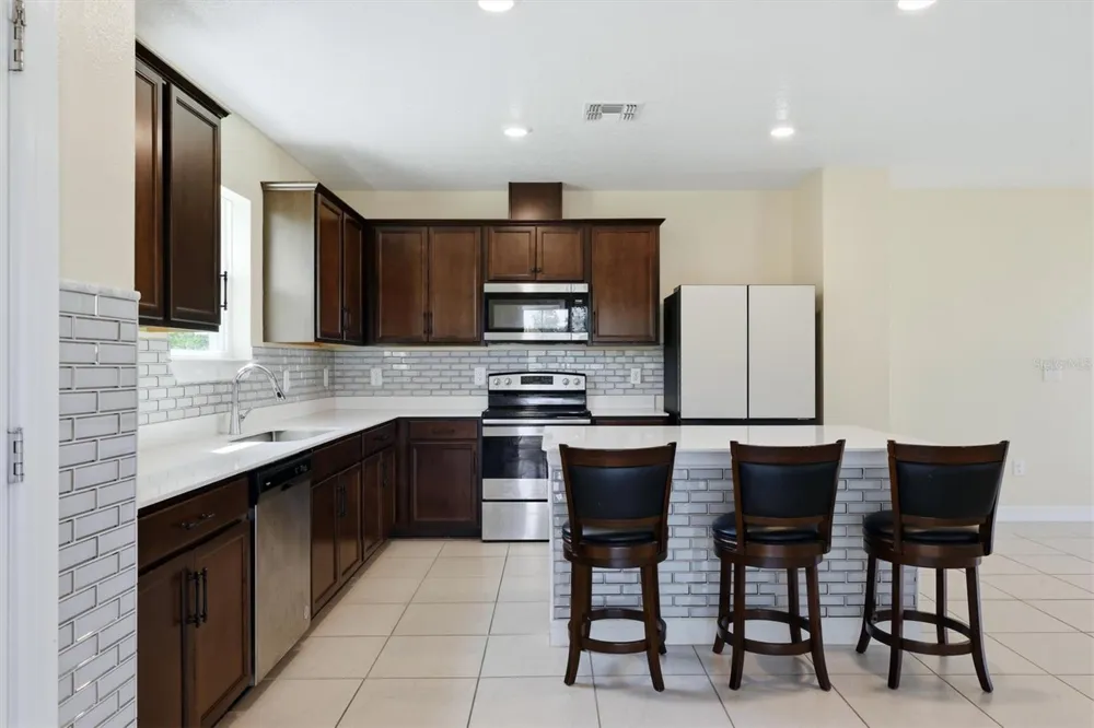 9108 ROYAL RIVER CIRCLE Parrish, FL 34219