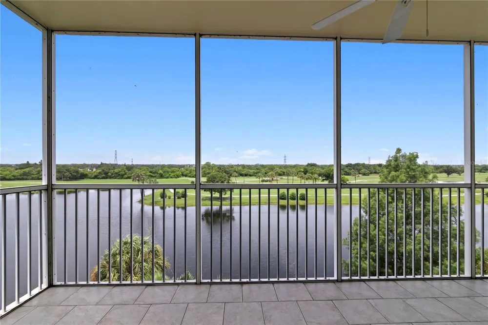 1200 COUNTRY CLUB DRIVE #1301 Largo, FL 33771