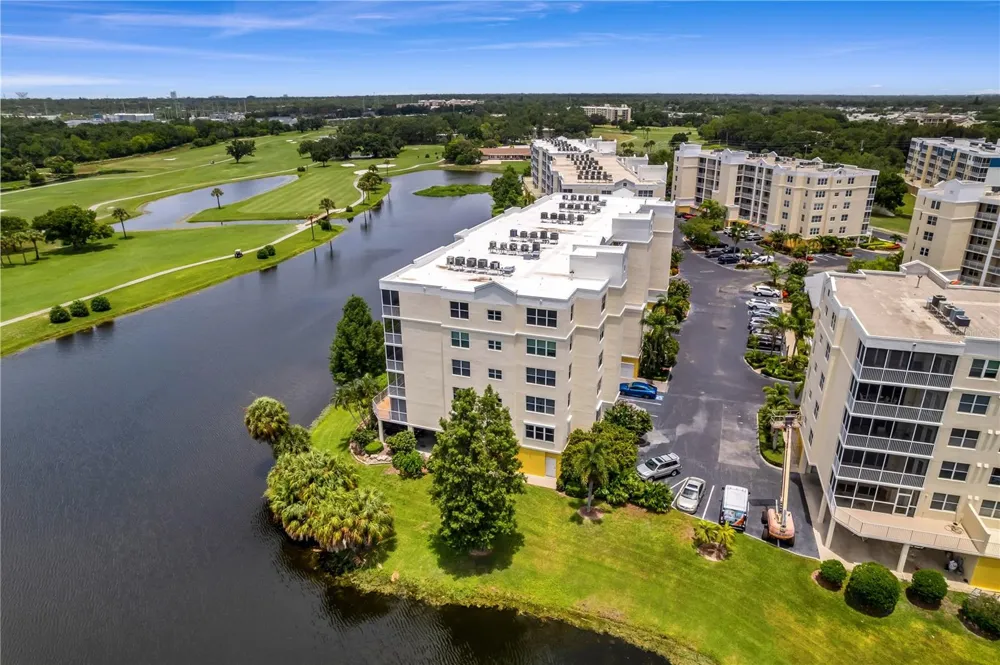 1200 COUNTRY CLUB DRIVE #1301 Largo, FL 33771
