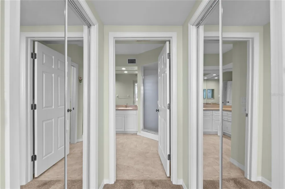 1200 COUNTRY CLUB DRIVE #1301 Largo, FL 33771