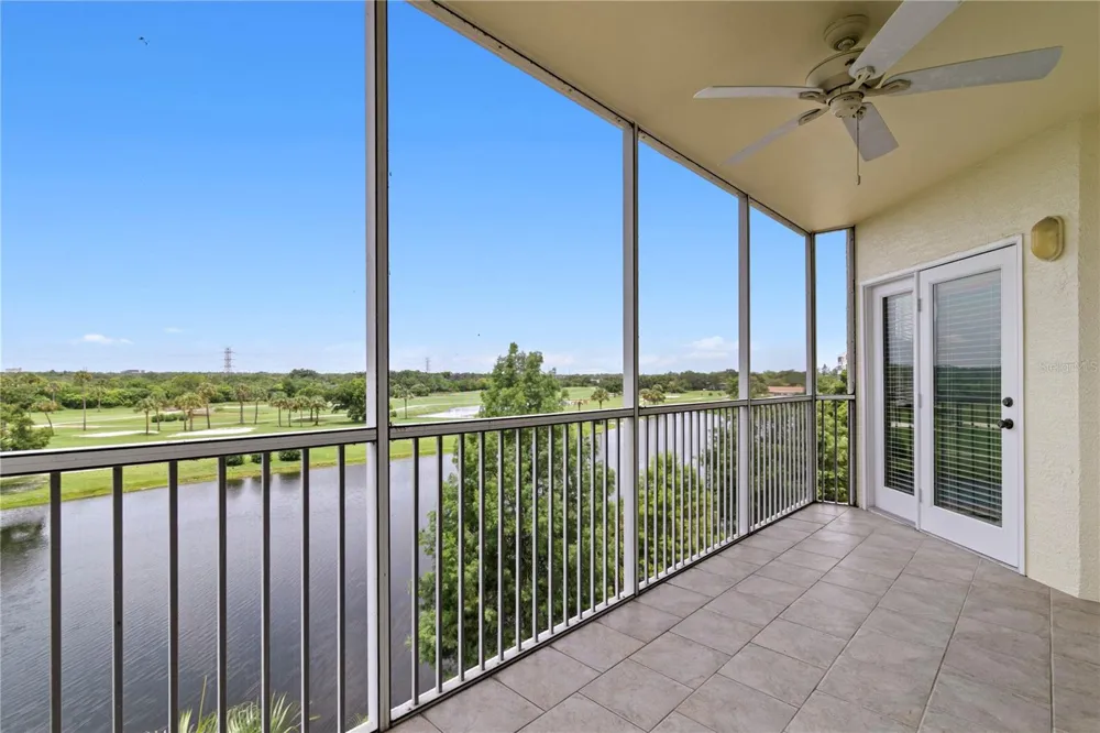 1200 COUNTRY CLUB DRIVE #1301 Largo, FL 33771