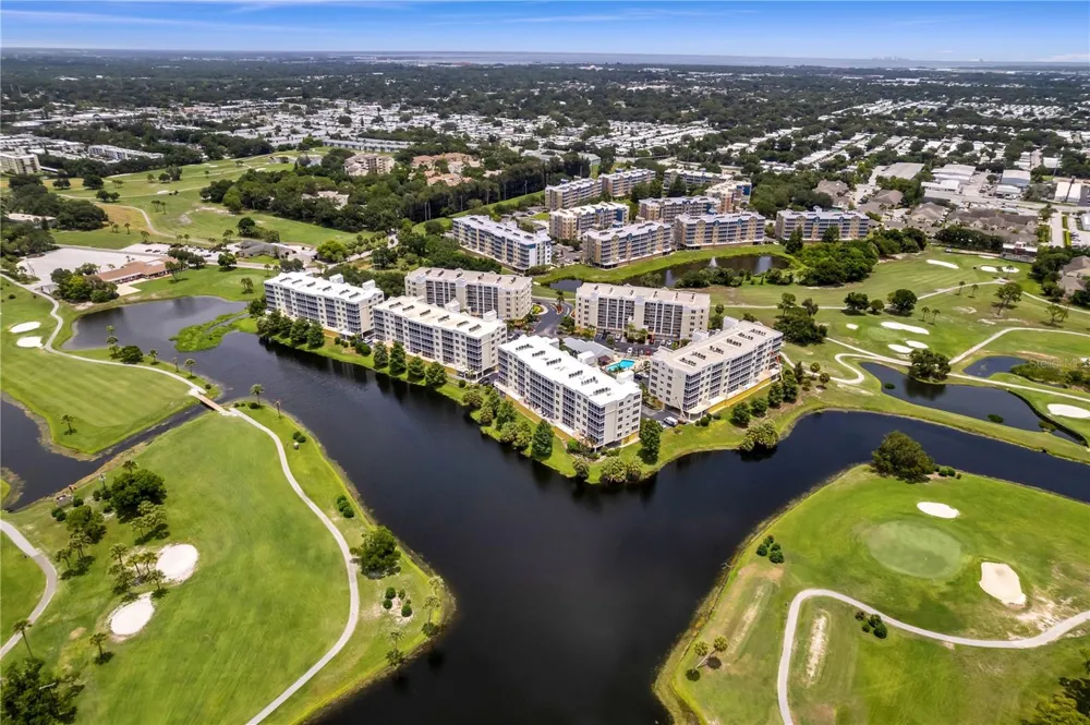 1200 COUNTRY CLUB DRIVE #1301 Largo, FL 33771