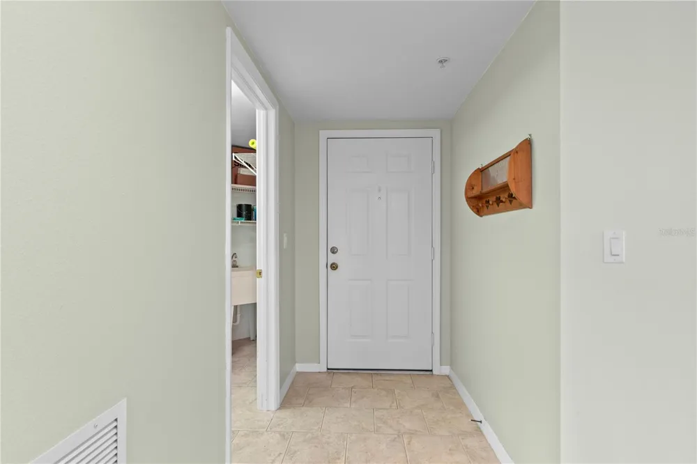 1200 COUNTRY CLUB DRIVE #1301 Largo, FL 33771