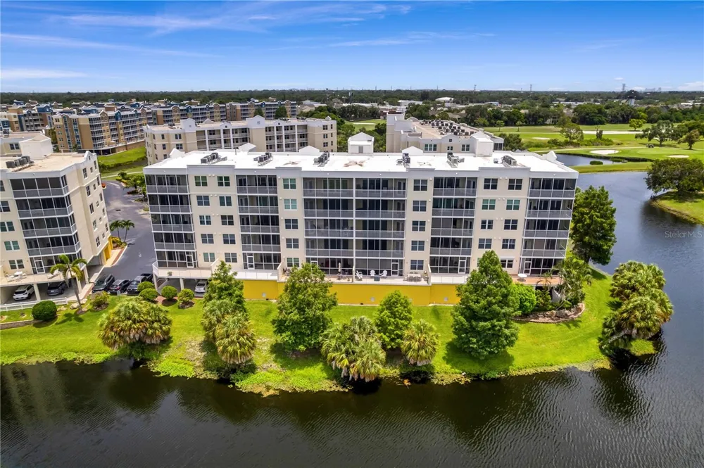 1200 COUNTRY CLUB DRIVE #1301 Largo, FL 33771