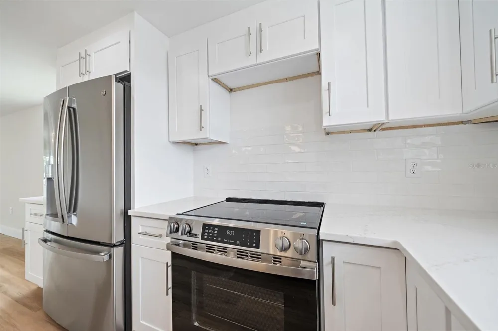 683 SPANISH DRIVE S #214 Longboat Key, FL 34228