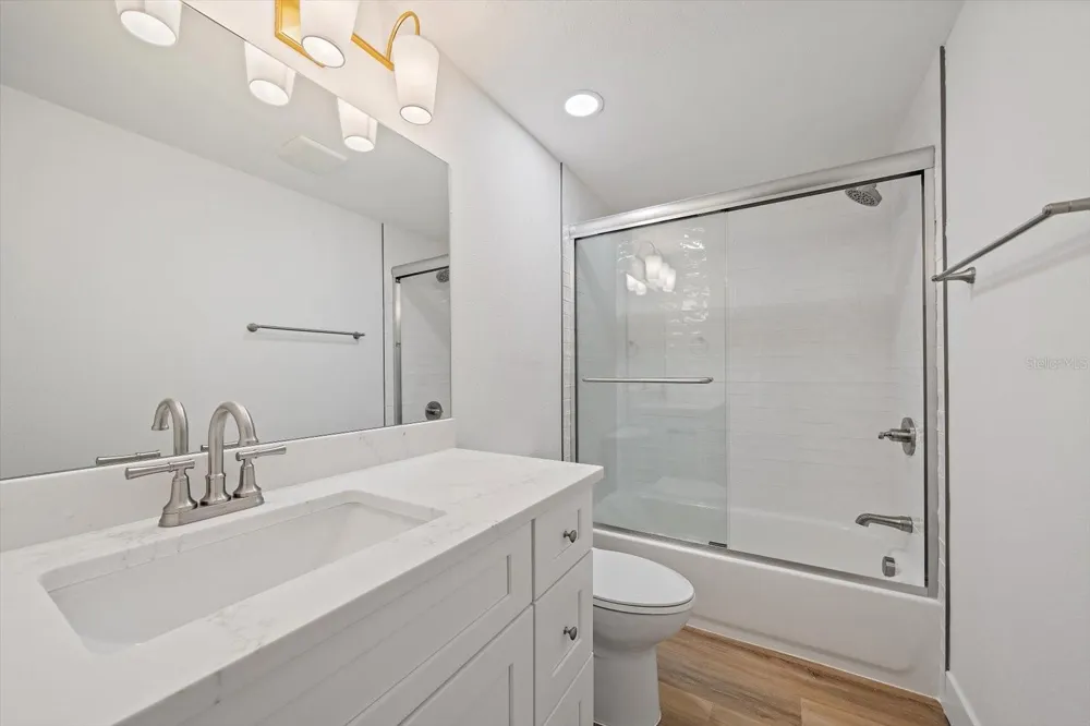 683 SPANISH DRIVE S #214 Longboat Key, FL 34228