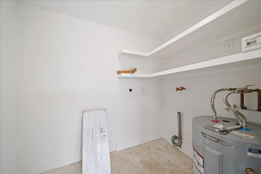 683 SPANISH DRIVE S #214 Longboat Key, FL 34228